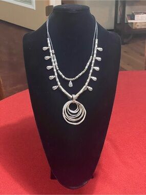 Layered Silver Multi-Ring Pendant Necklace - Women's Jewelry